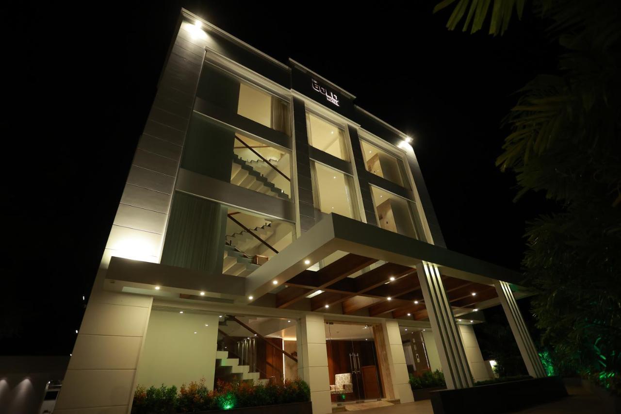 The Gold Hotel Palakkad Esterno foto
