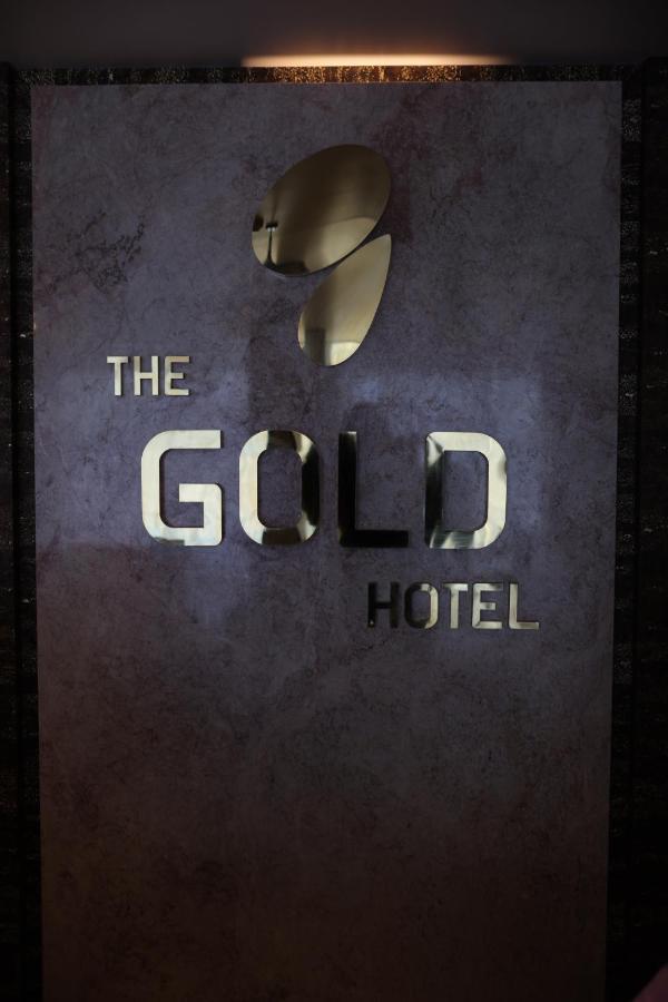The Gold Hotel Palakkad Esterno foto